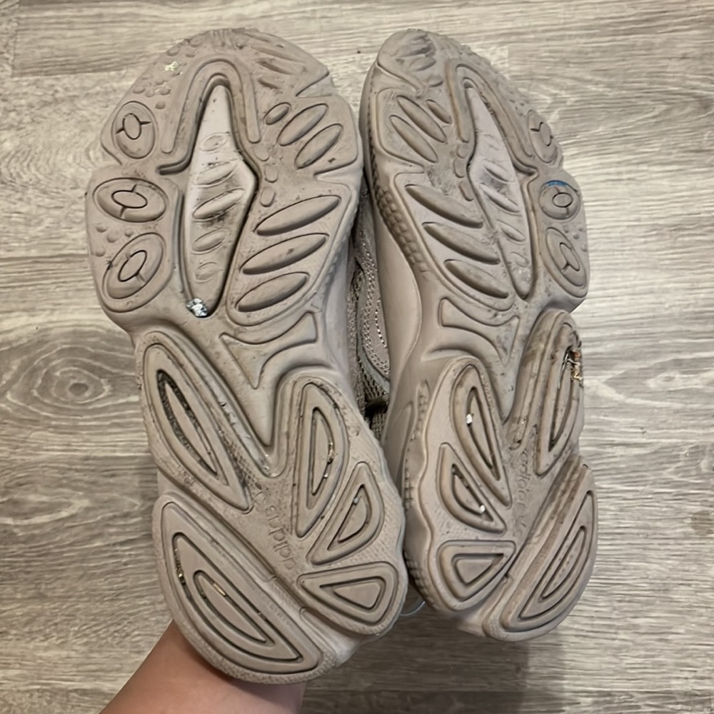 Adidas Ozweego Shoe - Picture 2 of 6
